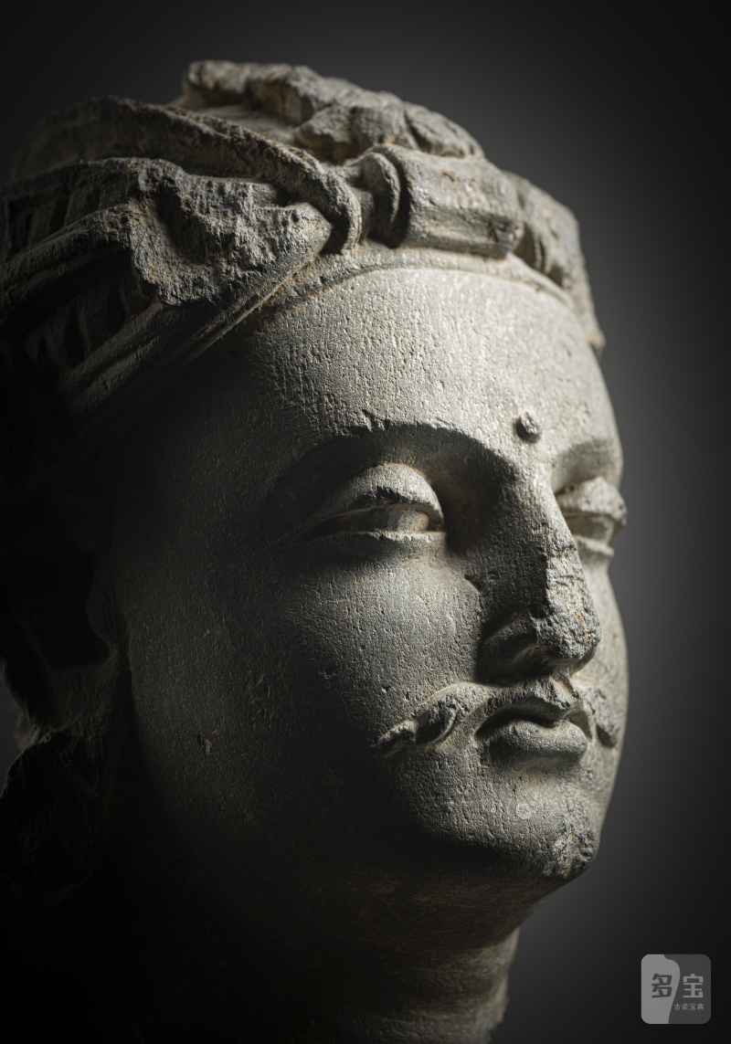 A GREY SCHIST HEAD OF A BODHISATTVA - 图4